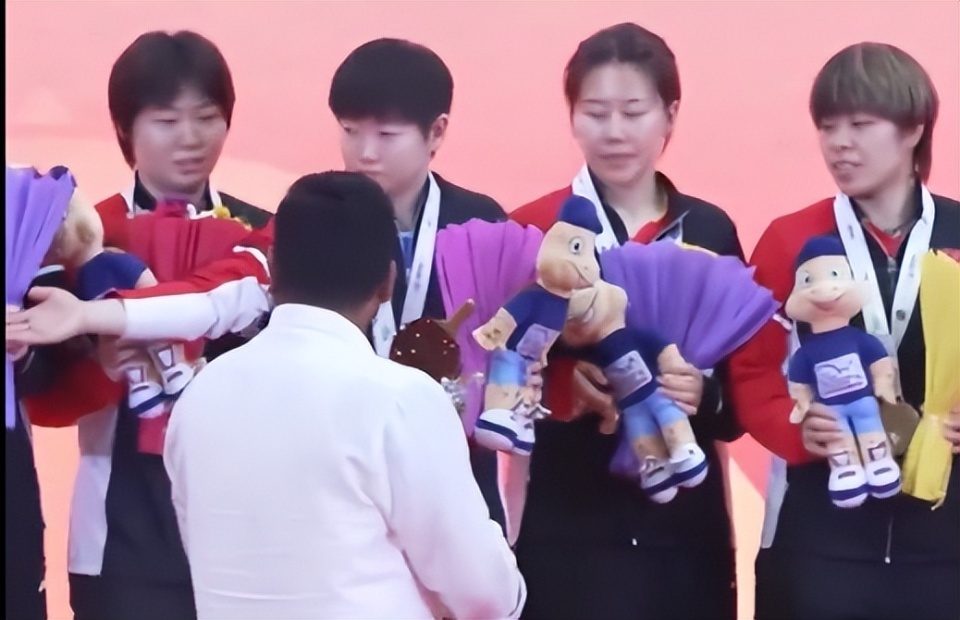 就一直都露, bt 就一直都露, bt